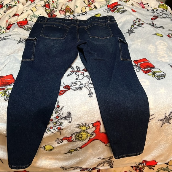 Plus size jeans - Picture 4 of 5